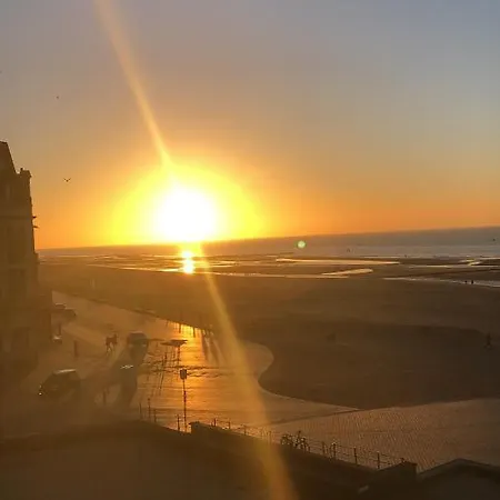 Royal Zeezicht Apartament *